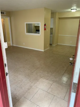 $1,190 | 10110 Westview Drive, Unit 2904, Houston, TX 77043