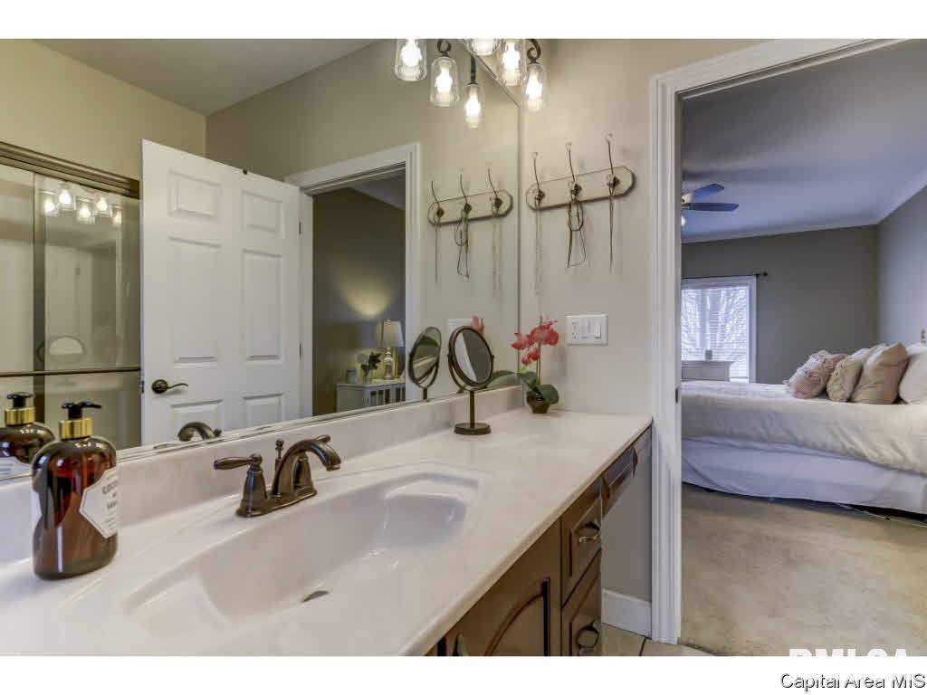 4475 East Divernon Road Pawnee, IL 62558 - Photo 18 of 36