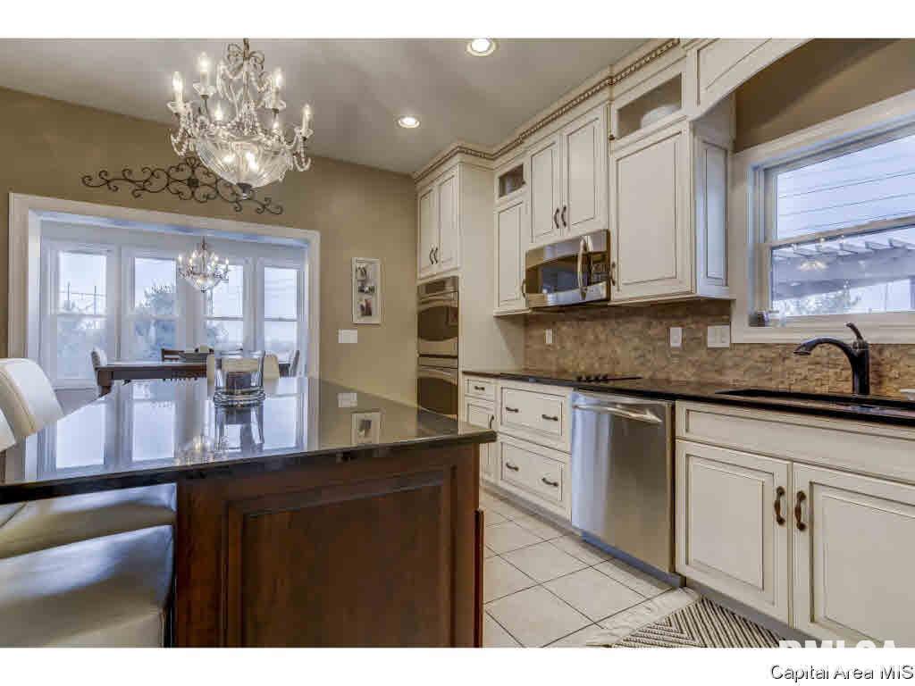 4475 East Divernon Road Pawnee, IL 62558 - Photo 9 of 36