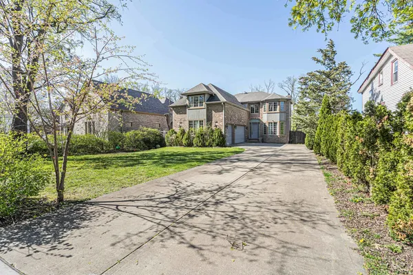 $1,299,000 | 1774 Rogers Avenue, Glenview, IL 60025