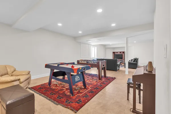 $1,299,000 | 1774 Rogers Avenue, Glenview, IL 60025