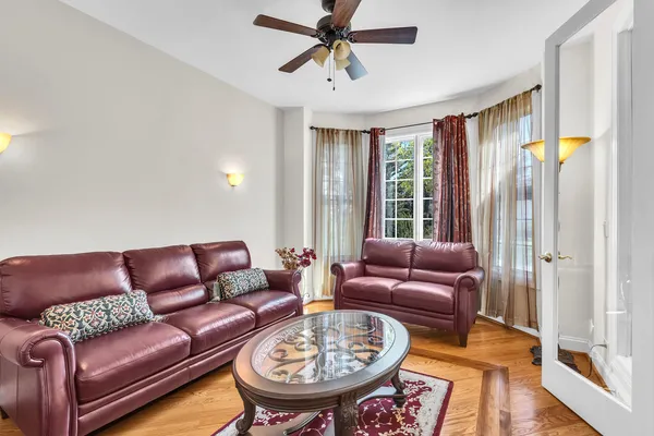 $1,299,000 | 1774 Rogers Avenue, Glenview, IL 60025