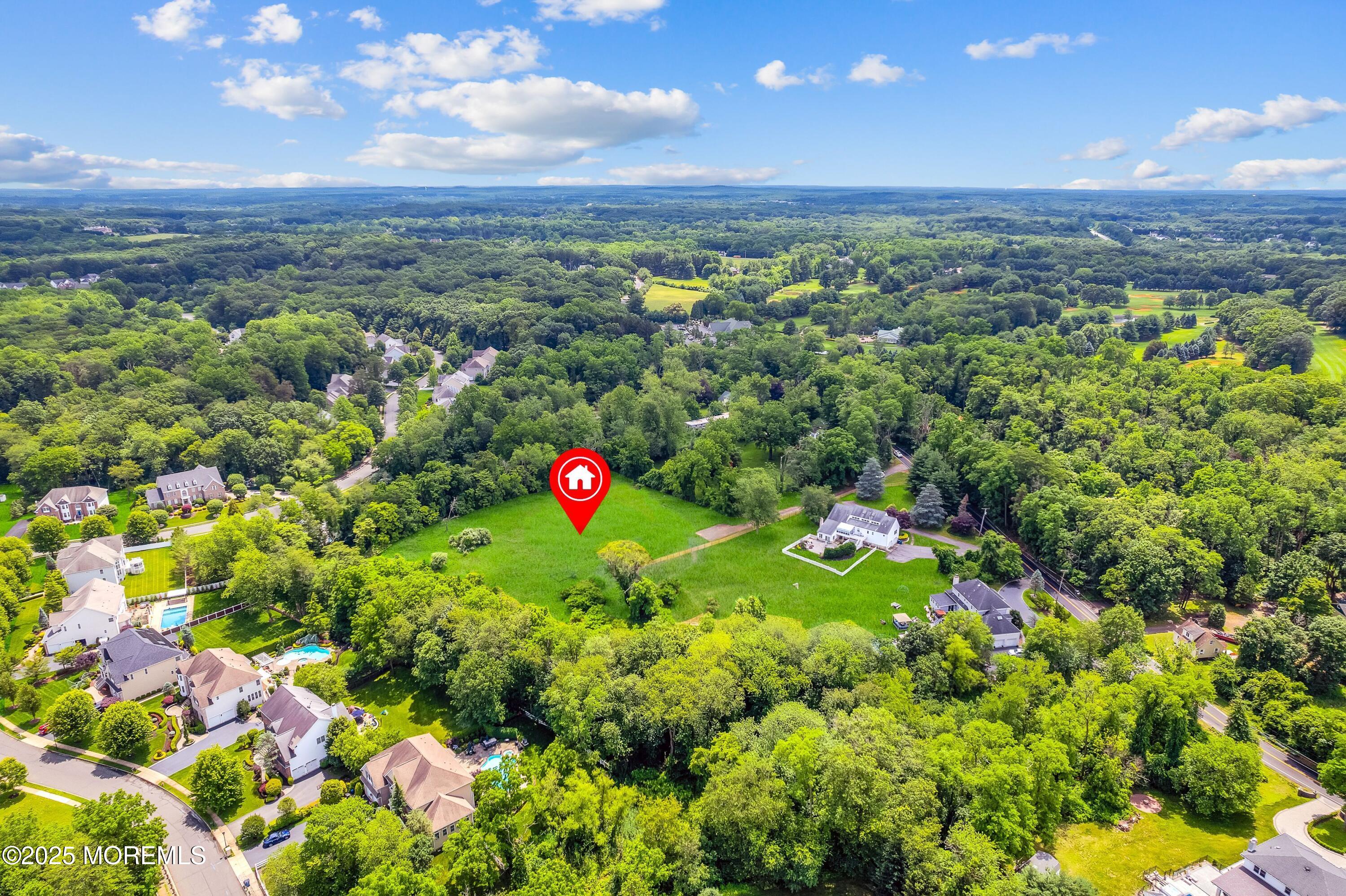69 School Road Marlboro, NJ 07746 - Photo 12 of 15 s3BOyud1