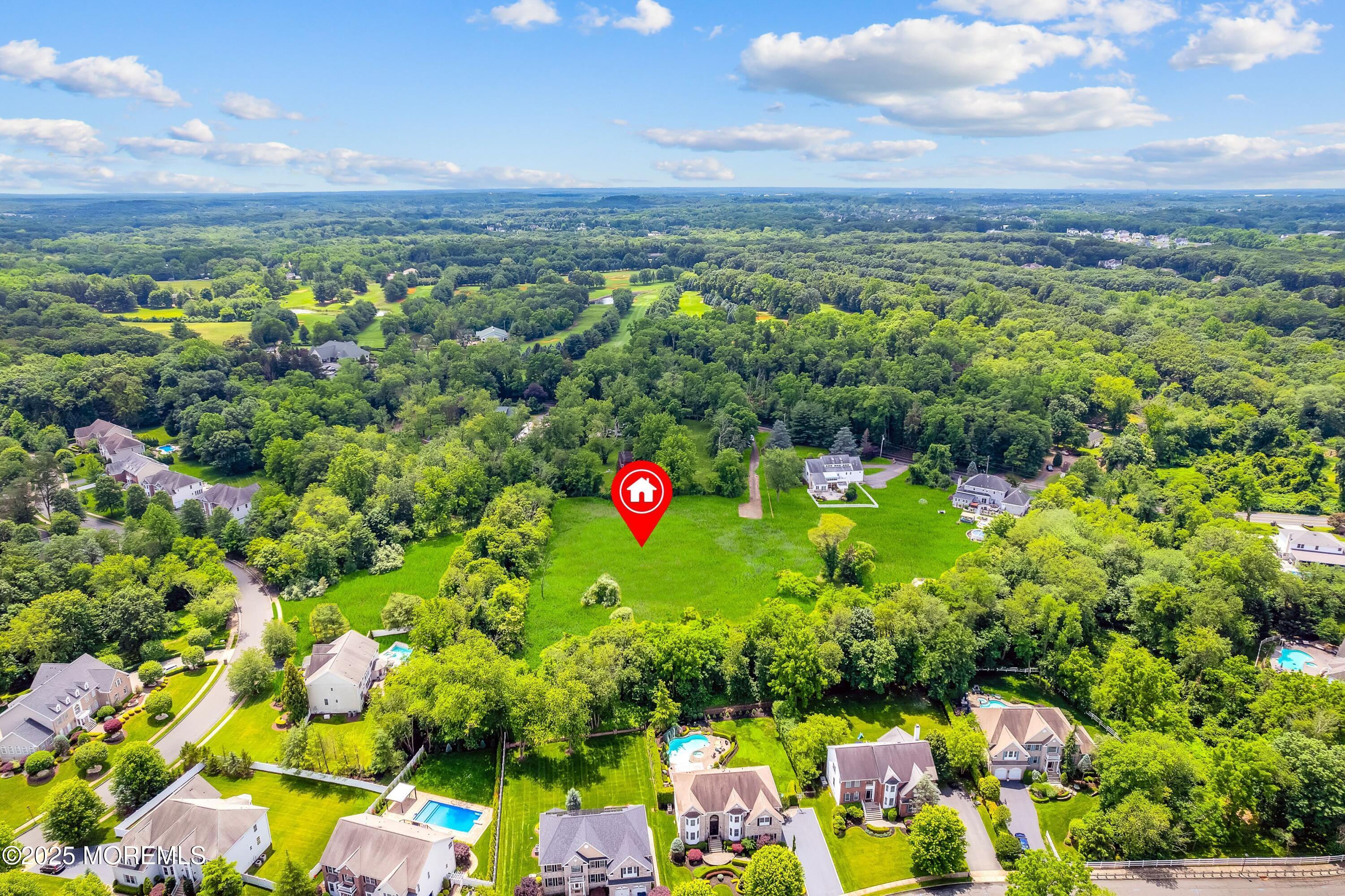69 School Road Marlboro, NJ 07746 - Photo 10 of 15 lmY3iK5H