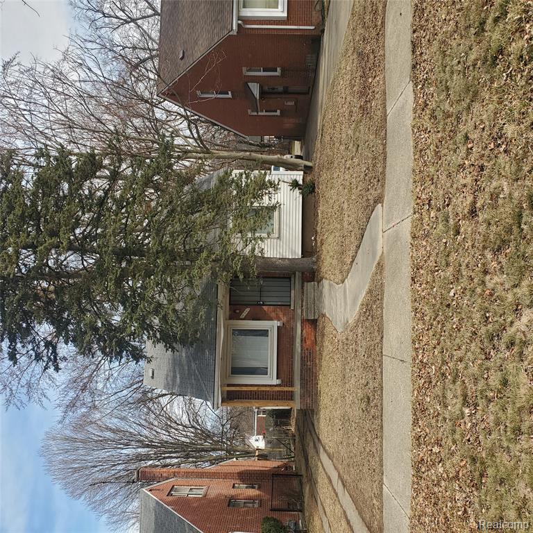 19362 Sunderland Road Detroit, MI 48219 - Photo 2 of 12