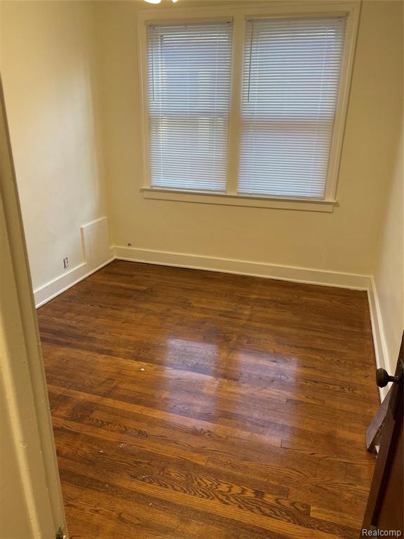 982-984 Nottingham Road, Unit 2 Grosse Pointe, MI 48230 - Photo 8 of 8