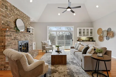 $1,099,900 | 7604 Delaney Boulevard, Edina, MN 55439