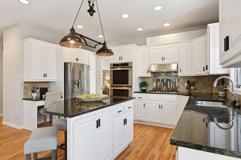 $1,099,900 | 7604 Delaney Boulevard, Edina, MN 55439