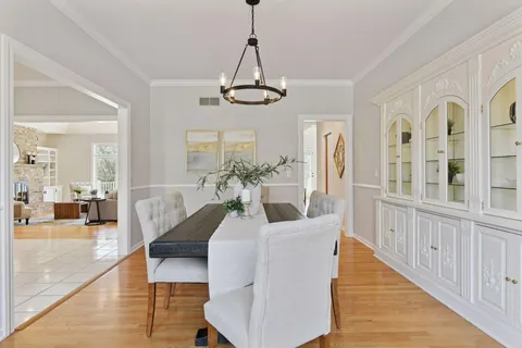 $1,099,900 | 7604 Delaney Boulevard, Edina, MN 55439