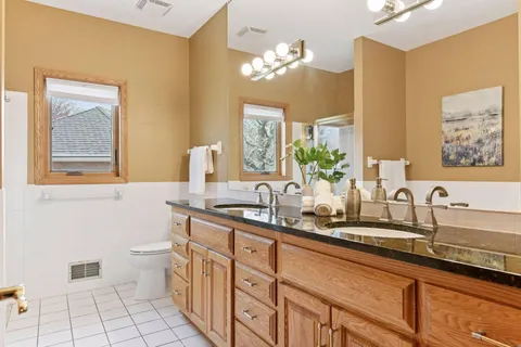 $1,099,900 | 7604 Delaney Boulevard, Edina, MN 55439