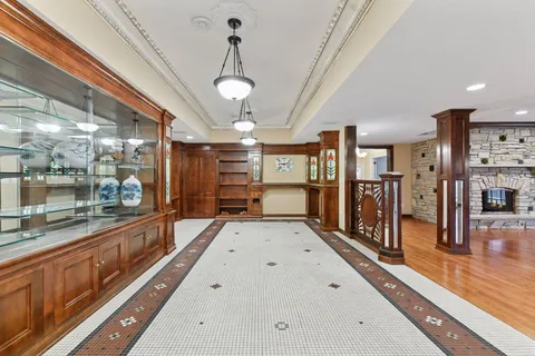 $1,099,900 | 7604 Delaney Boulevard, Edina, MN 55439