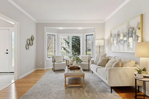 $1,099,900 | 7604 Delaney Boulevard, Edina, MN 55439