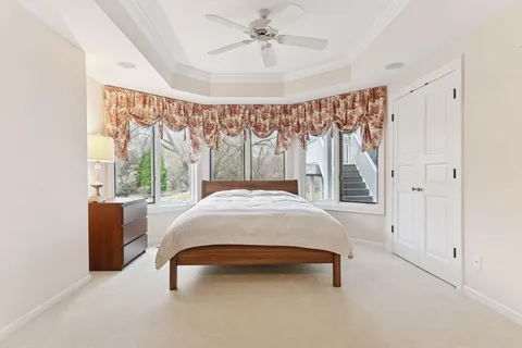 $1,099,900 | 7604 Delaney Boulevard, Edina, MN 55439