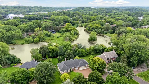 $1,099,900 | 7604 Delaney Boulevard, Edina, MN 55439