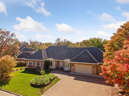 $1,099,900 | 7604 Delaney Boulevard, Edina, MN 55439