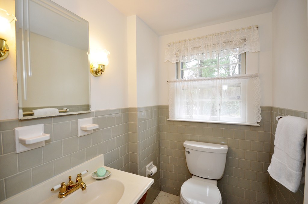 4 Algonquin Road Acton, MA 01720 - Photo 19 of 27 Gallery Image 19