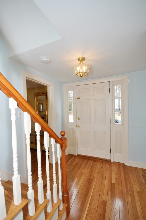 4 Algonquin Road Acton, MA 01720 - Photo 3 of 27 Gallery Image 3