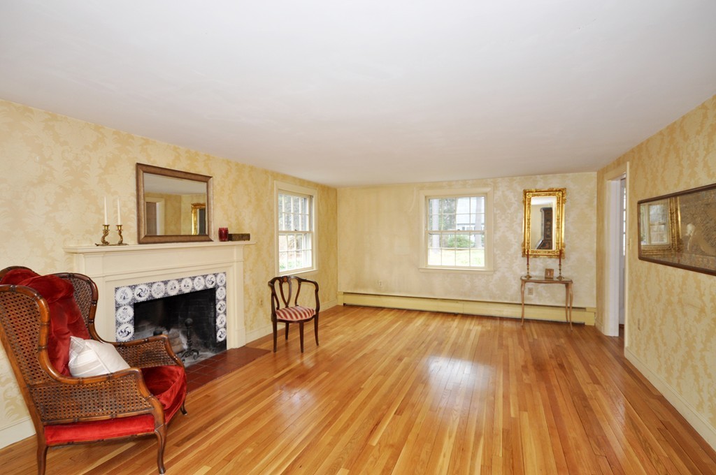 4 Algonquin Road Acton, MA 01720 - Photo 6 of 27 Gallery Image 6