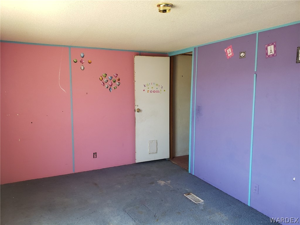 14185 Powerline Road Kingman, AZ 86401 - Photo 19 of 22 a view of an empty room