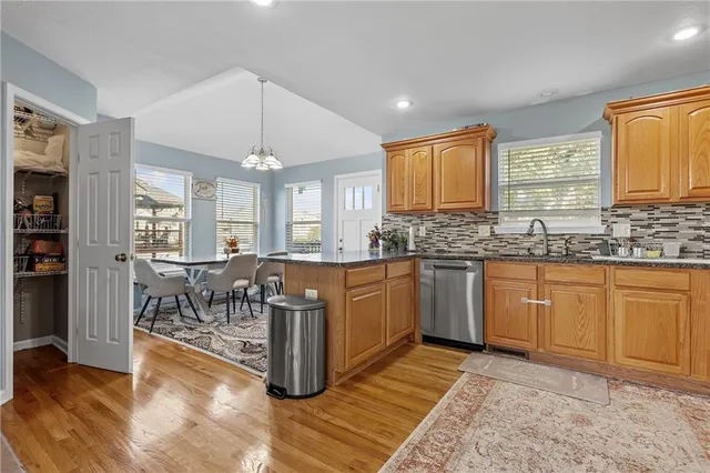 $373,000 | 10823 North Oakland Avenue, Kansas City, MO 64157