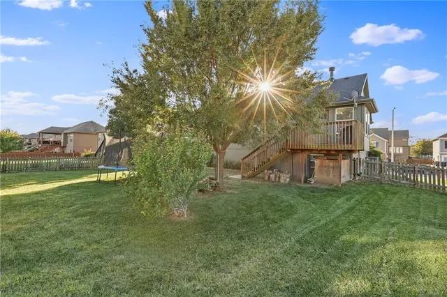 $373,000 | 10823 North Oakland Avenue, Kansas City, MO 64157