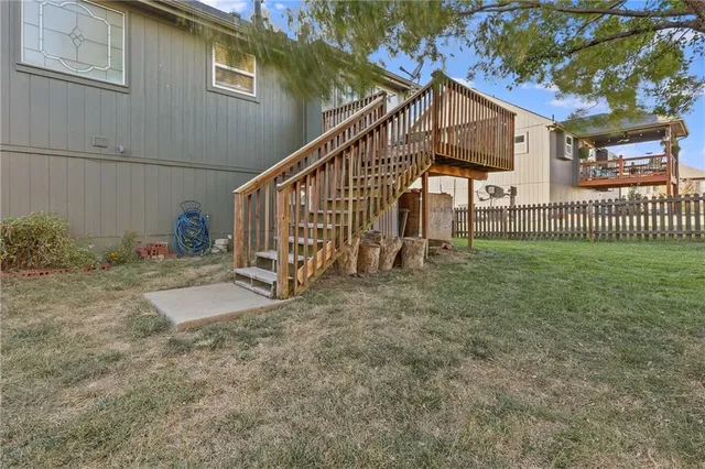 $373,000 | 10823 North Oakland Avenue, Kansas City, MO 64157