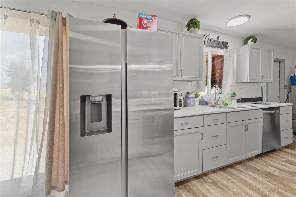 10755 Cody Drive Red Bluff, CA 96080 - Photo 12 of 77 a bathroom with a double vanity sink mirror and