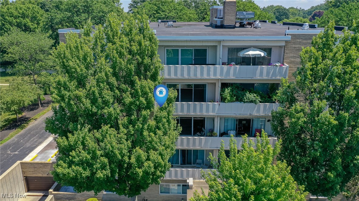 2089 Wooster Road, Unit C42 Rocky River, OH 44116 - Photo 37 of 43 Arial view of balcony