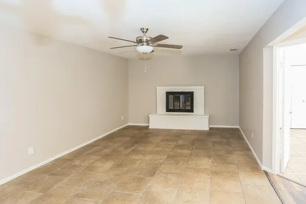 $2,500 | 335 East Harwell Road, Gilbert, AZ 85234