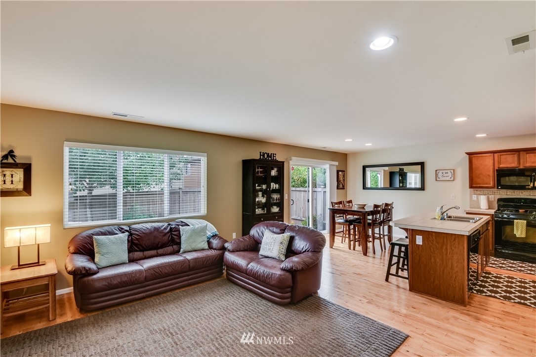 16612 42nd Drive Southeast Bothell, WA 98012 - Photo 5 of 19