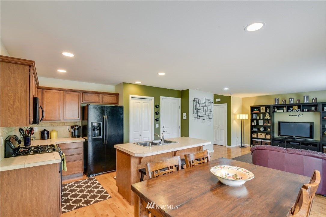 16612 42nd Drive Southeast Bothell, WA 98012 - Photo 8 of 19