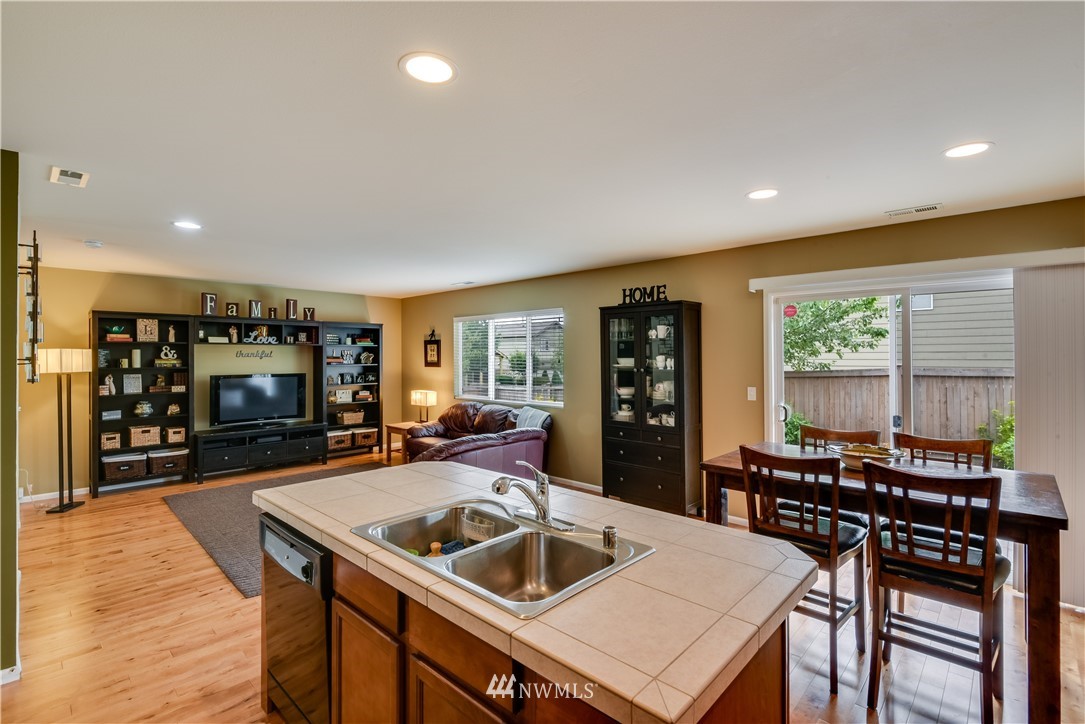 16612 42nd Drive Southeast Bothell, WA 98012 - Photo 9 of 19