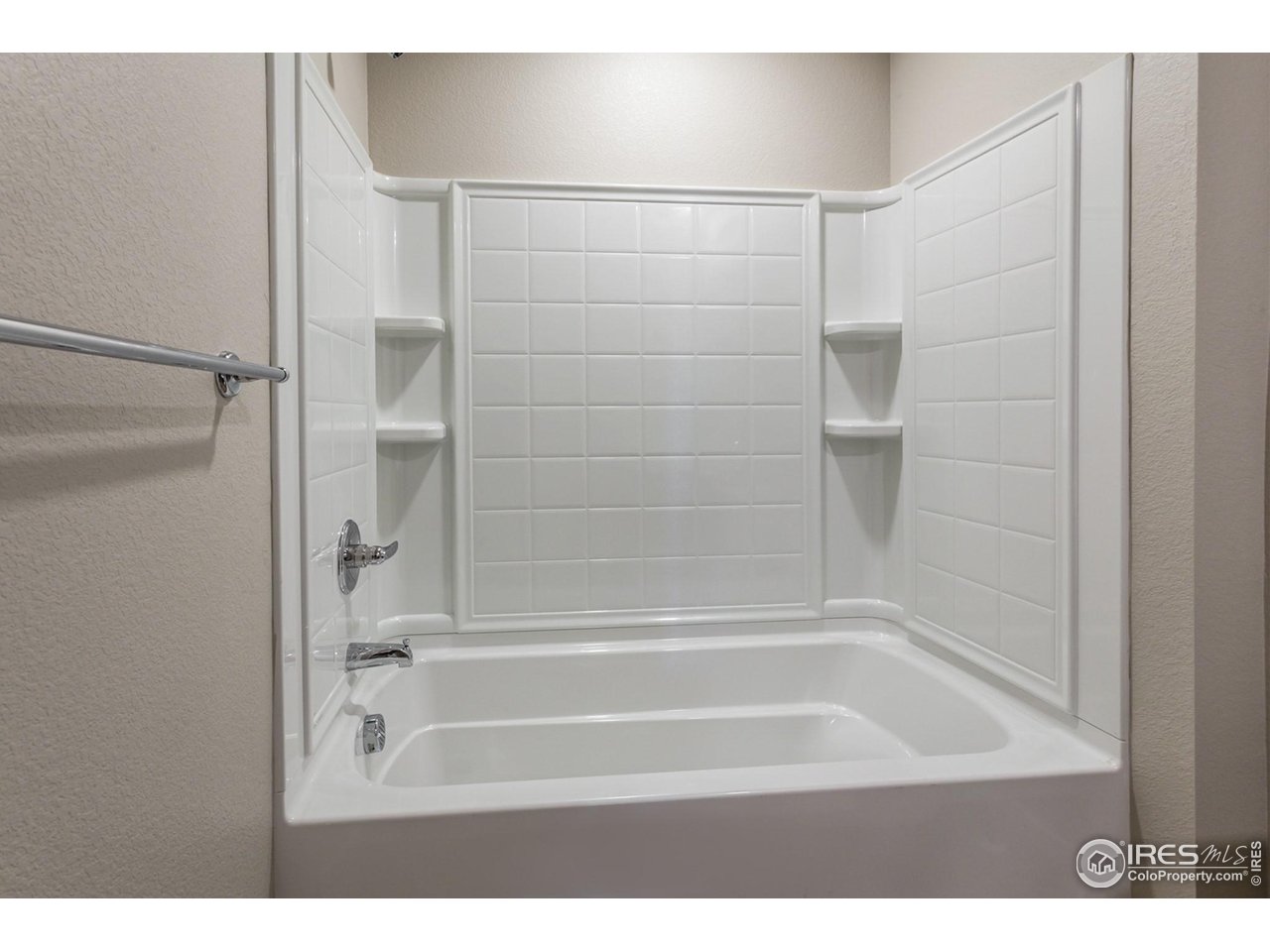 6825 4th St Road, Unit 2 Greeley, CO 80634 - Photo 28 of 34 EXAMPLE PHOTO: SECONDARY BATH