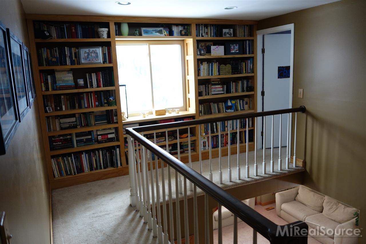 585 Plum Ridge Drive Rochester Hills, MI 48309 - Photo 14 of 24