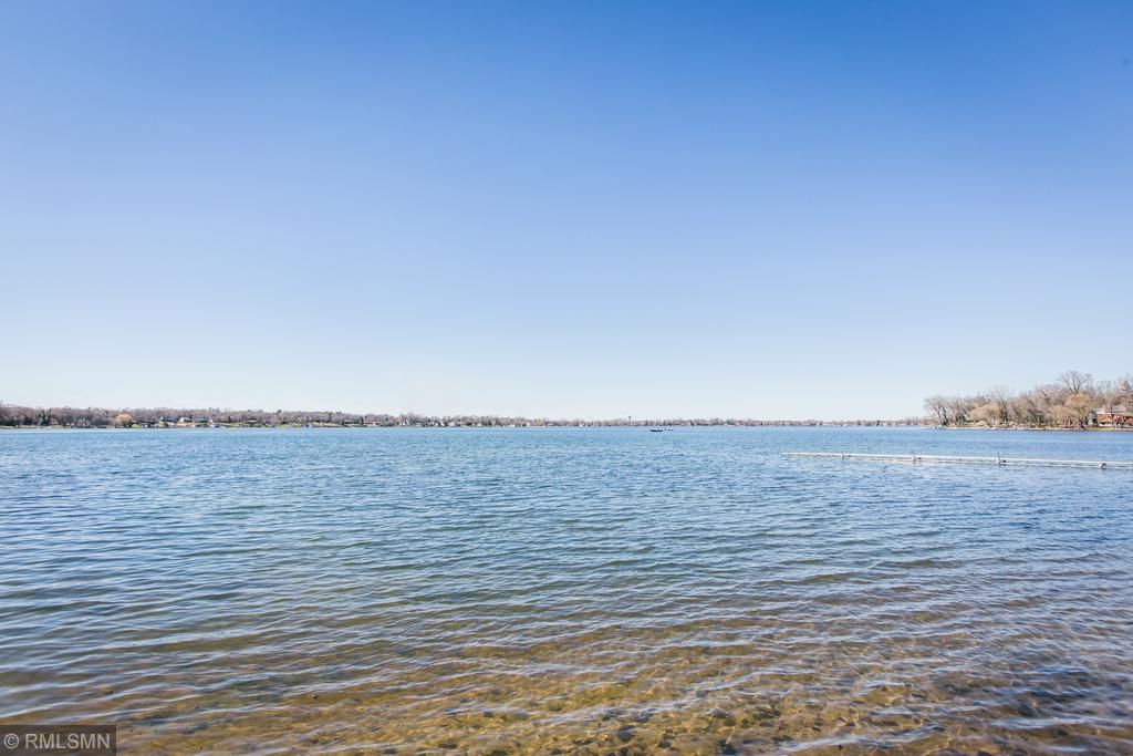 705 Schifsky Road Shoreview, MN 55126 - Photo 4 of 25