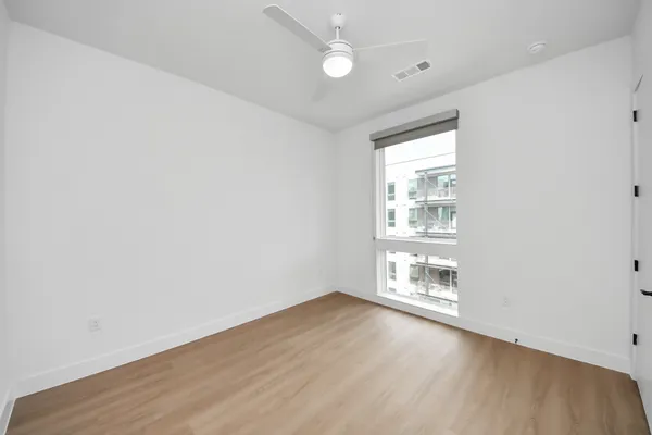 $3,190 | 2810 Riverby Road, Unit 545, Houston, TX 77020