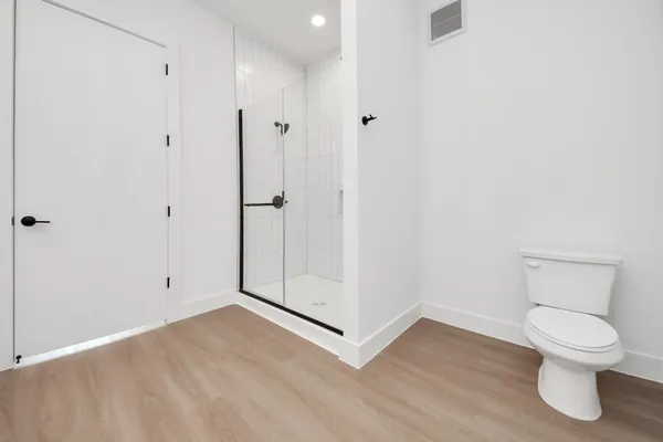 $3,190 | 2810 Riverby Road, Unit 545, Houston, TX 77020