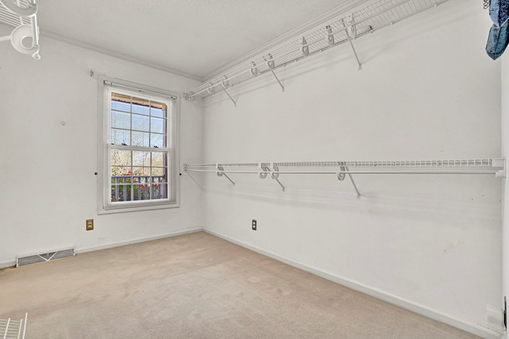 1101 Watts Bridge Road Ninety Six, SC 29666 - Photo 26 of 58 LARGE WALK-IN CLOSET
