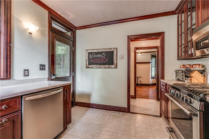 1050 Stanford Road Pittsburgh, PA 15205 - Photo 17 of 25 Gallery Image 17