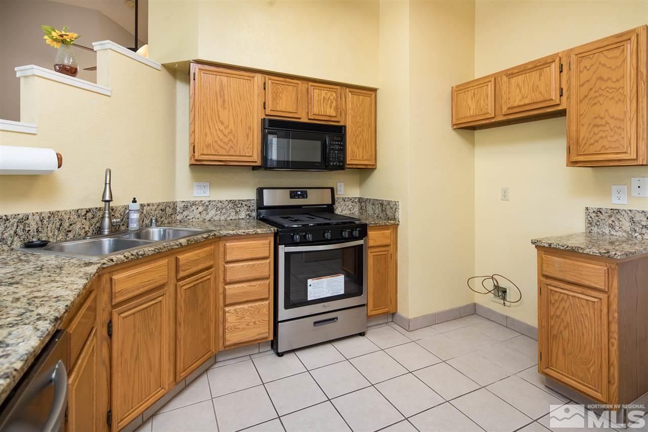 5927 Bankside Way Reno, NV 89523 - Photo 4 of 21 Photo 4