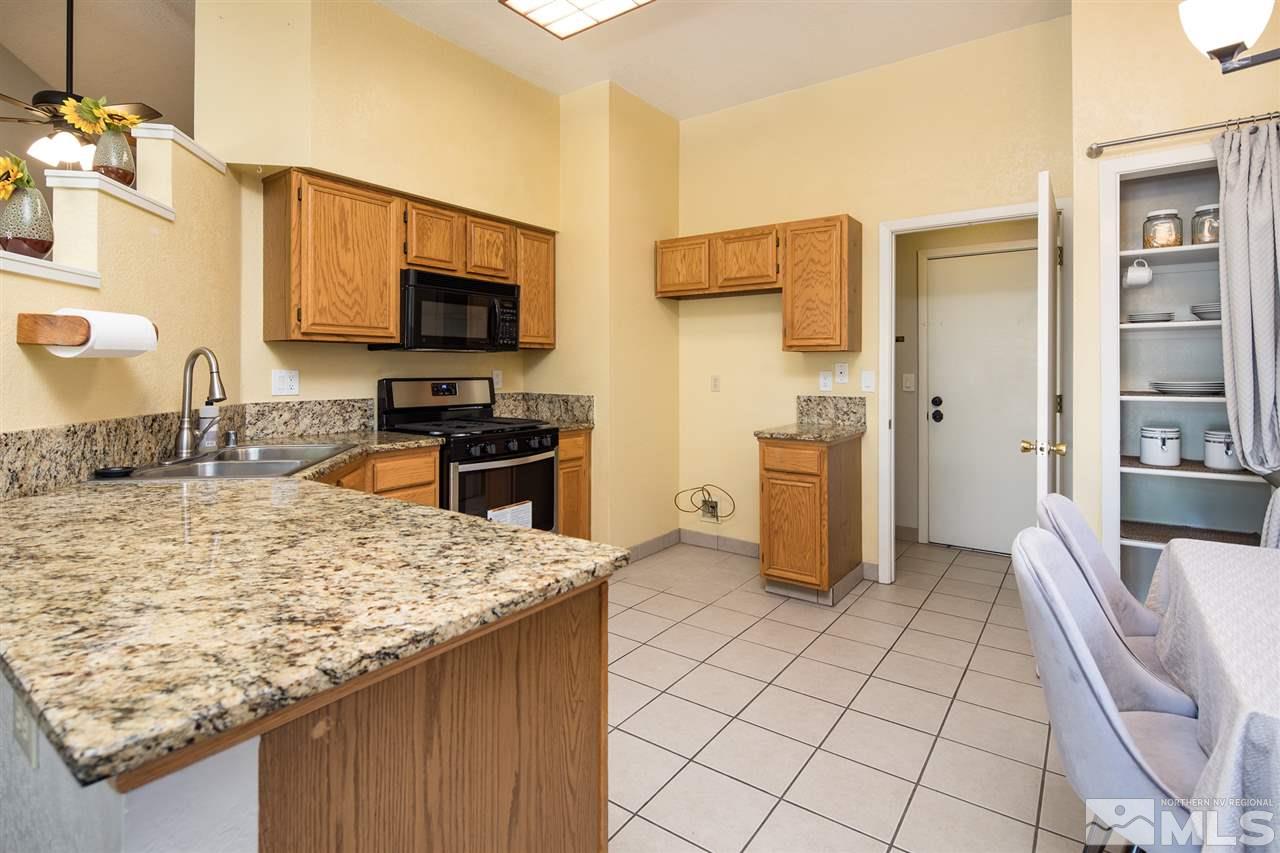 5927 Bankside Way Reno, NV 89523 - Photo 6 of 21 Photo 6