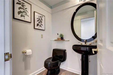 $769,000 | 1900 East Girard Place, Unit 901, Englewood, CO 80113