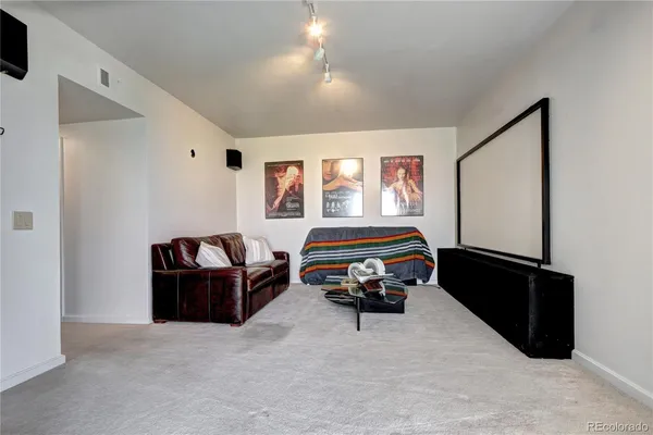 $719,000 | 1900 East Girard Place, Unit 901, Englewood, CO 80113