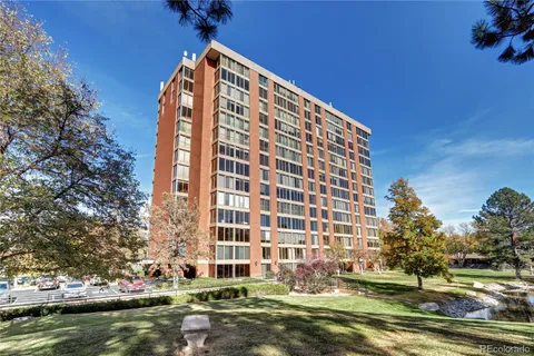 $769,000 | 1900 East Girard Place, Unit 901, Englewood, CO 80113