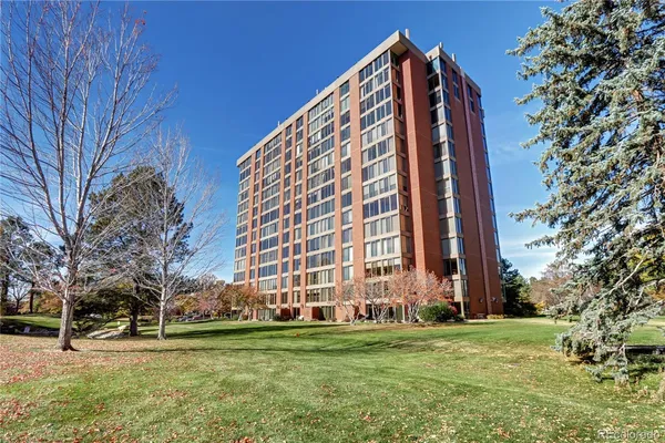 $719,000 | 1900 East Girard Place, Unit 901, Englewood, CO 80113