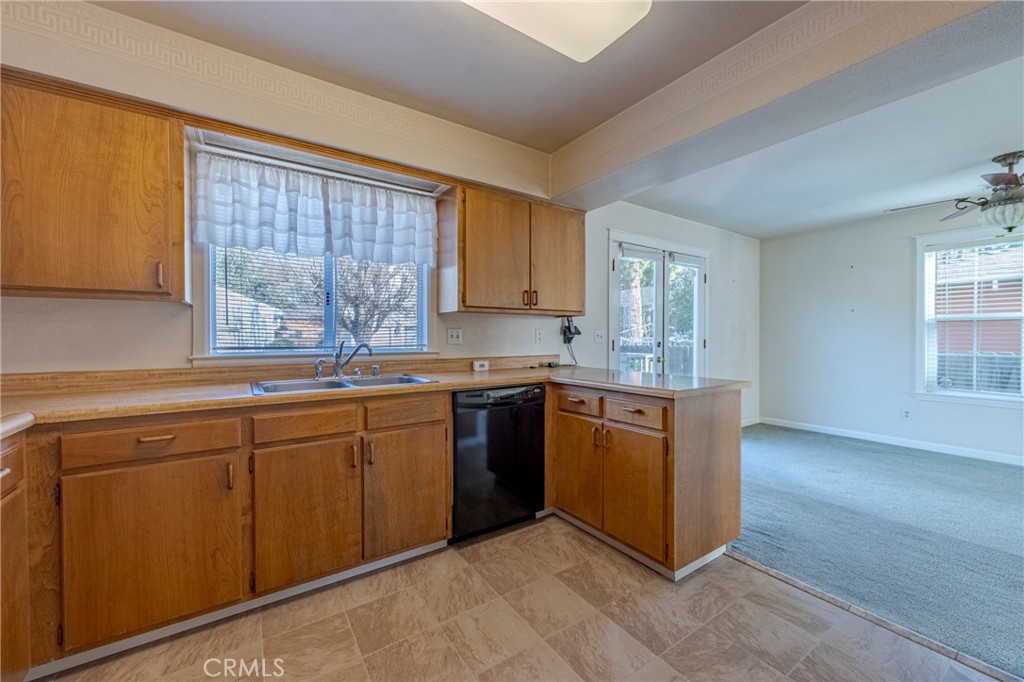 745 West 25th Street Merced, CA 95340 - Photo 21 of 45