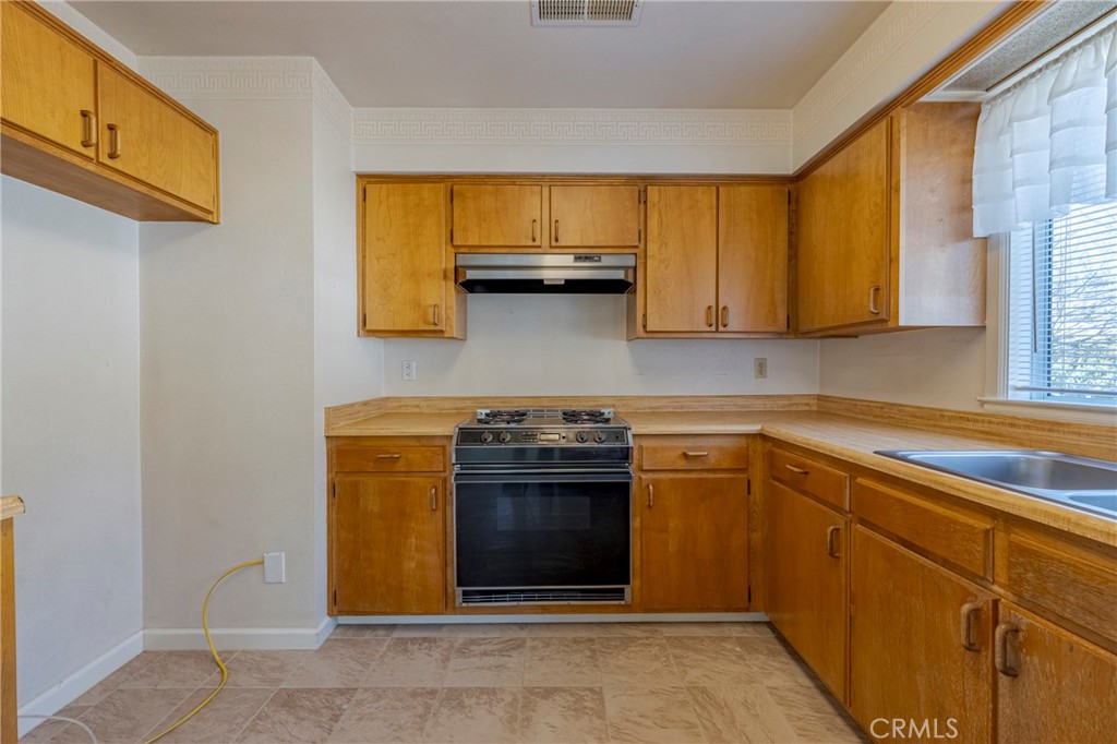 745 West 25th Street Merced, CA 95340 - Photo 24 of 45