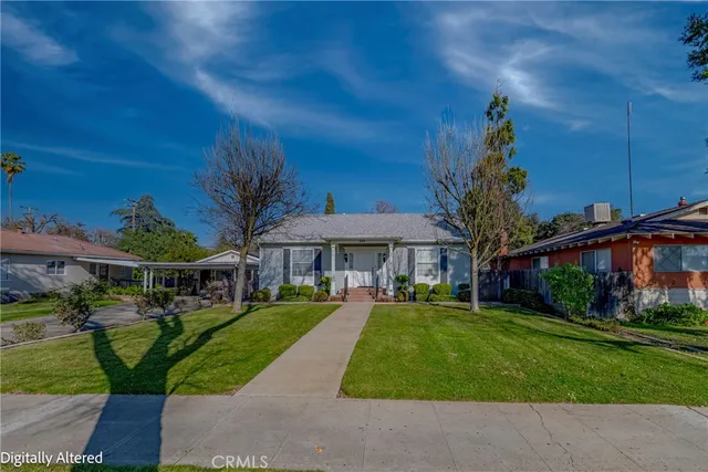 $350,000 | 745 West 25th Street, Merced, CA 95340