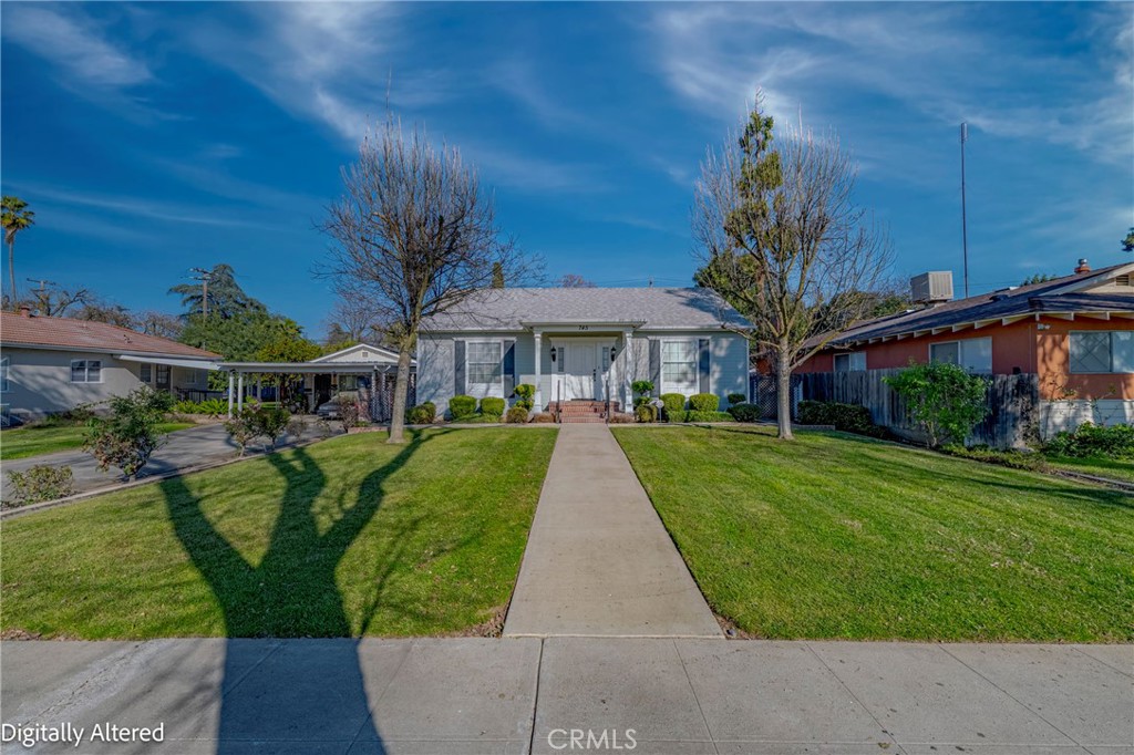 745 West 25th Street Merced, CA 95340 - Photo 5 of 45