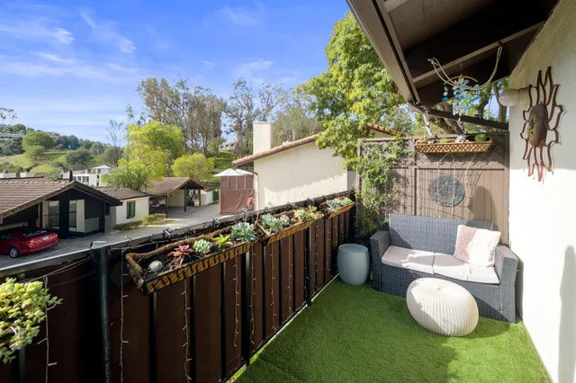 $850,000 | 856 Highland Drive, Unit 4, Santa Barbara, CA 93109